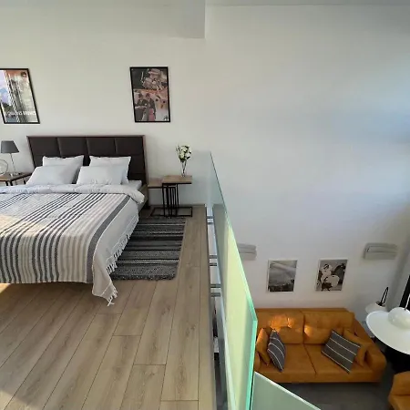 Διαμέρισμα Four Seasons Loft Scandic